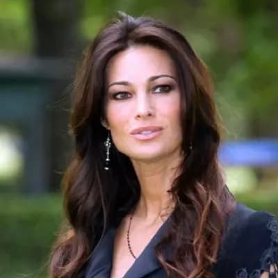 Manuela Arcuri thumbnail