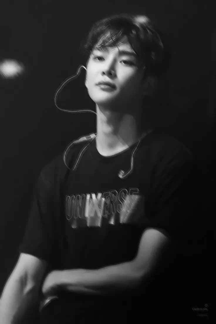 Rowoon  thumbnail
