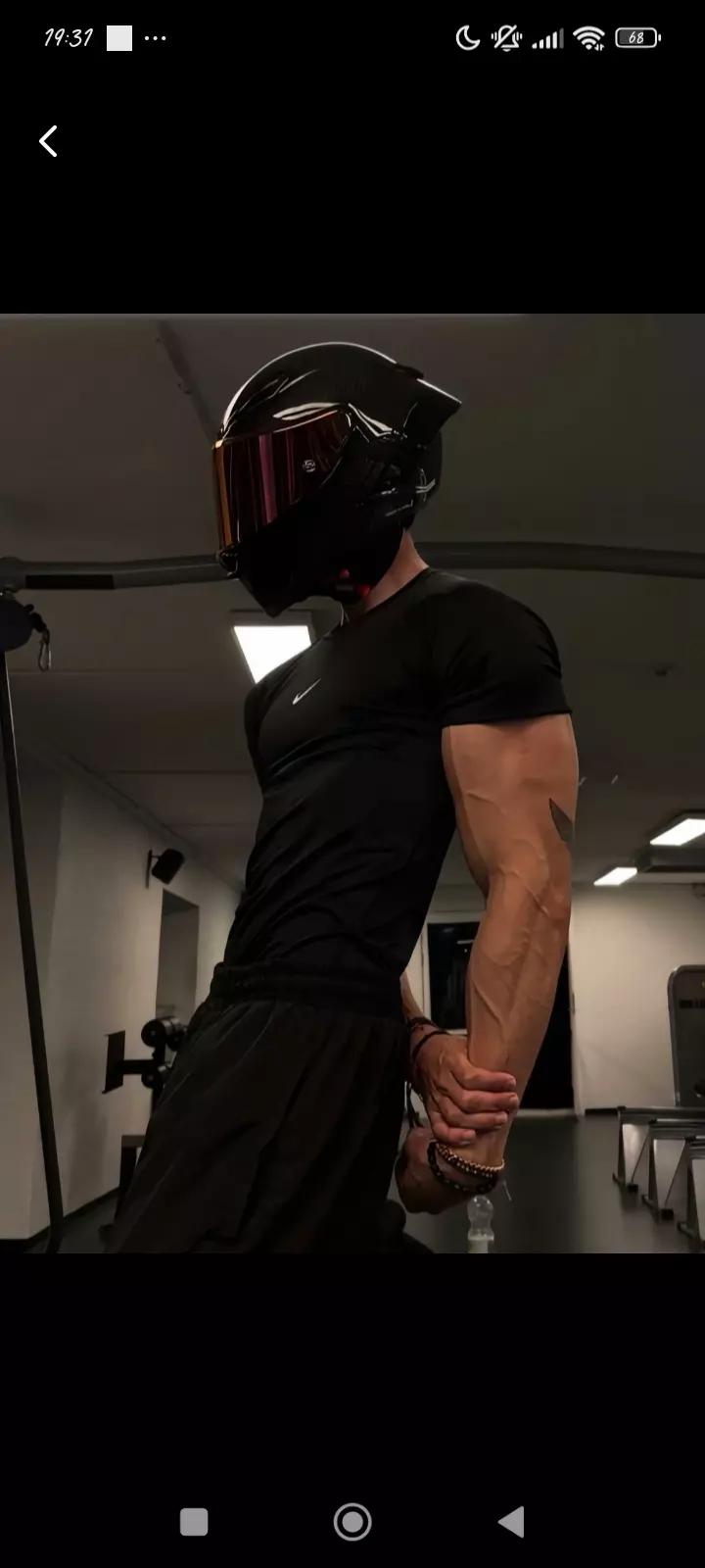 Alex thumbnail