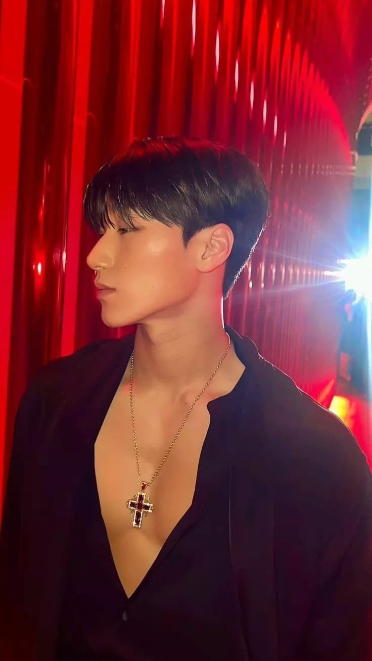 Choi San thumbnail