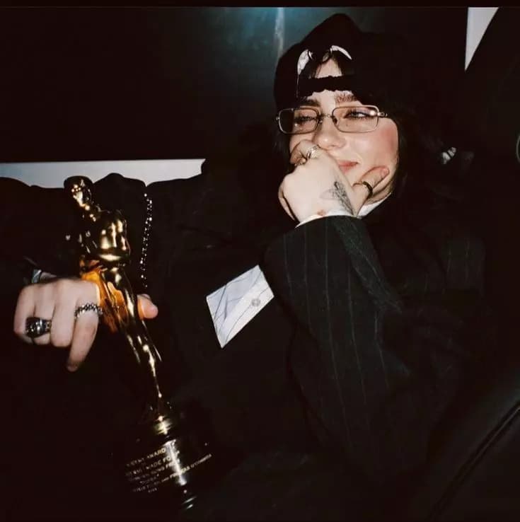 Billie Eilish  thumbnail