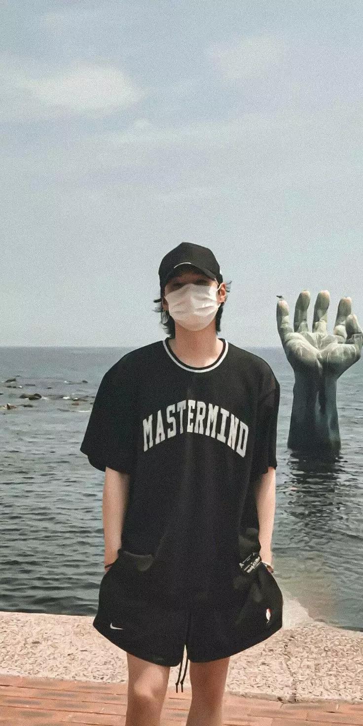 Min Yoongi thumbnail