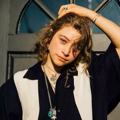 Odessa (Gl, wlw, lesbian) thumbnail