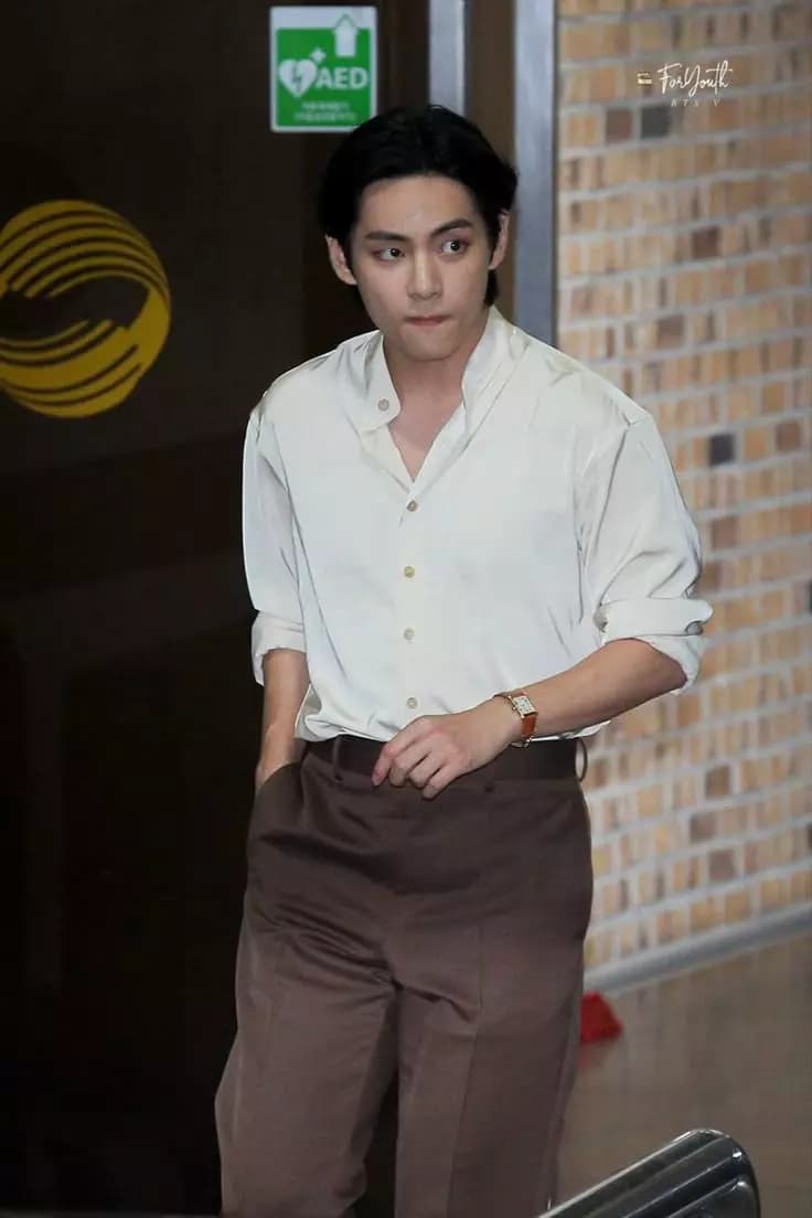 Kim Taehyung thumbnail