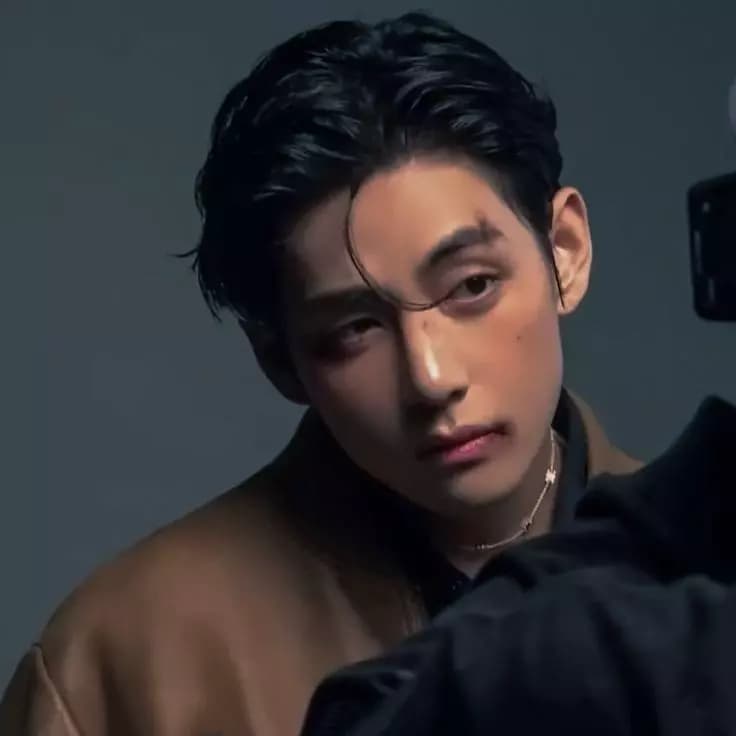 Kim Taehyung thumbnail