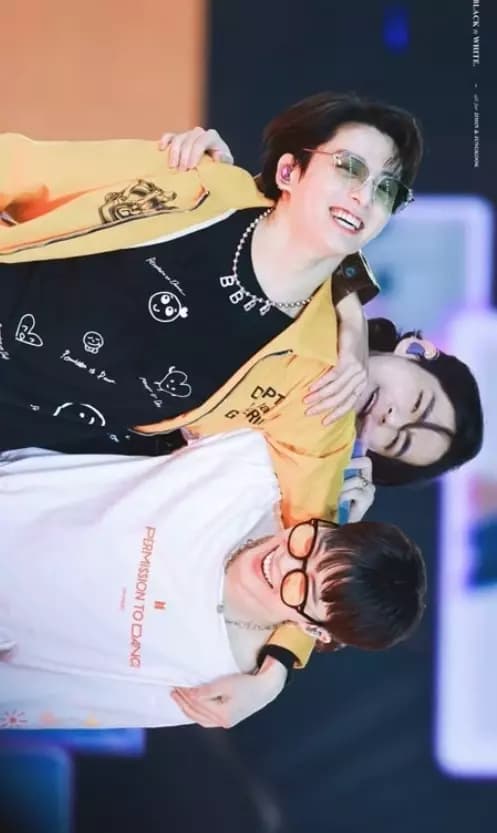 Vkookmin/gay/omeagagverse thumbnail