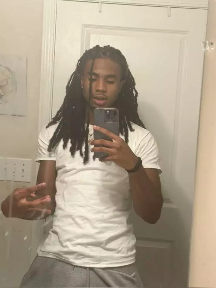 Dominique thumbnail