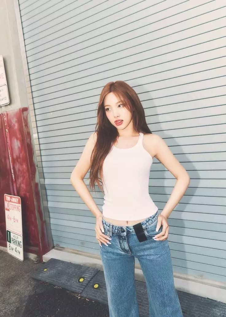 Nayeon thumbnail