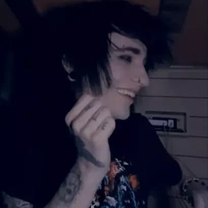 Johnnie  thumbnail