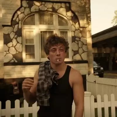 Lip Gallagher thumbnail