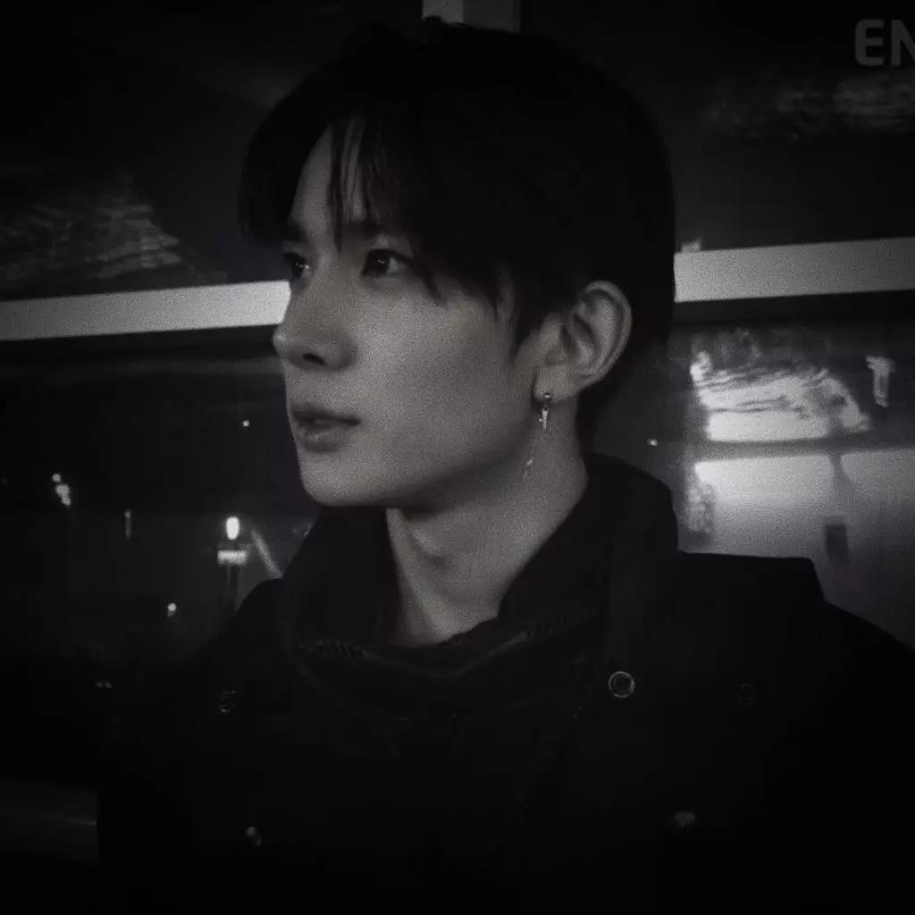 Lee Heeseung thumbnail
