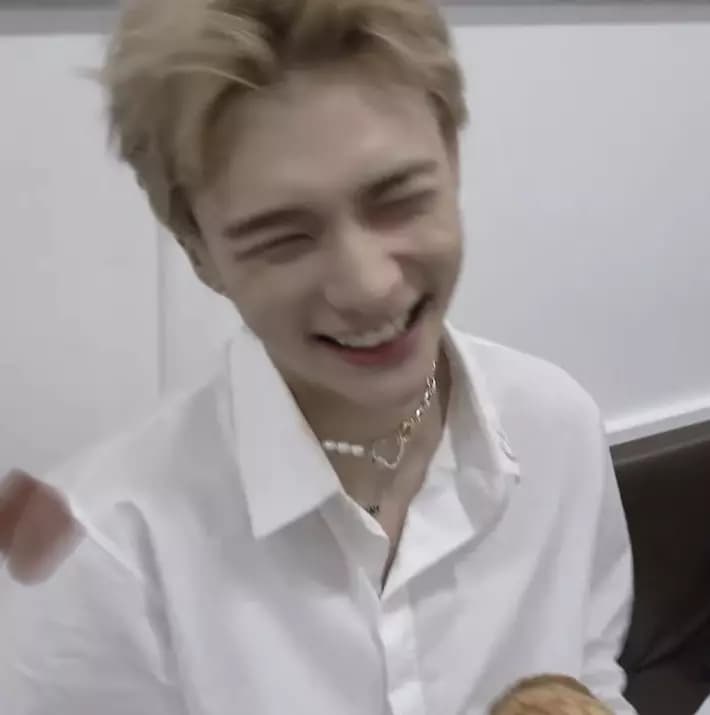 Hyunjin ex-boyfriend thumbnail