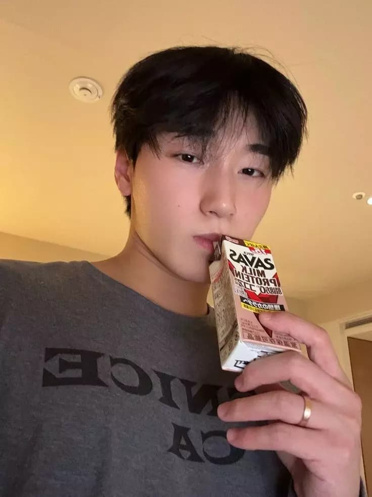 Choi San thumbnail