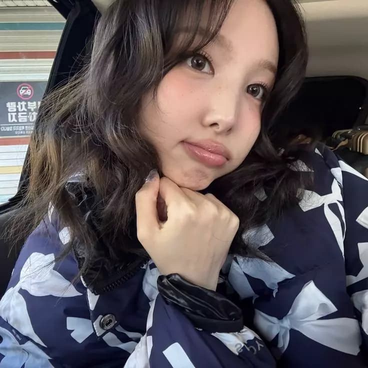 Nayeon🫧 thumbnail