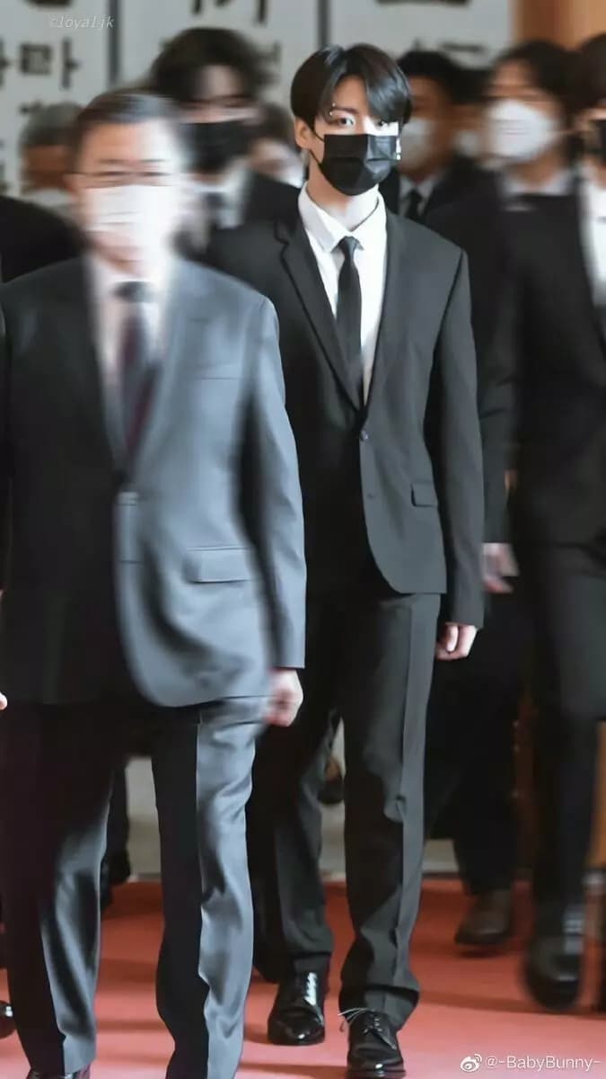 Jeon Jungkook thumbnail