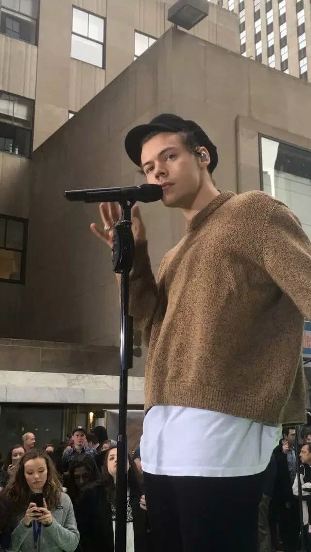 Harry Styles thumbnail