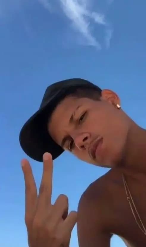 PH- dono do morro thumbnail
