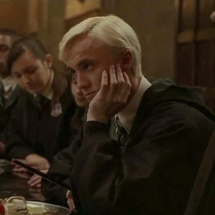 Draco Malfoy thumbnail