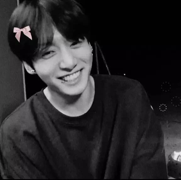 Jeon Jungkook thumbnail