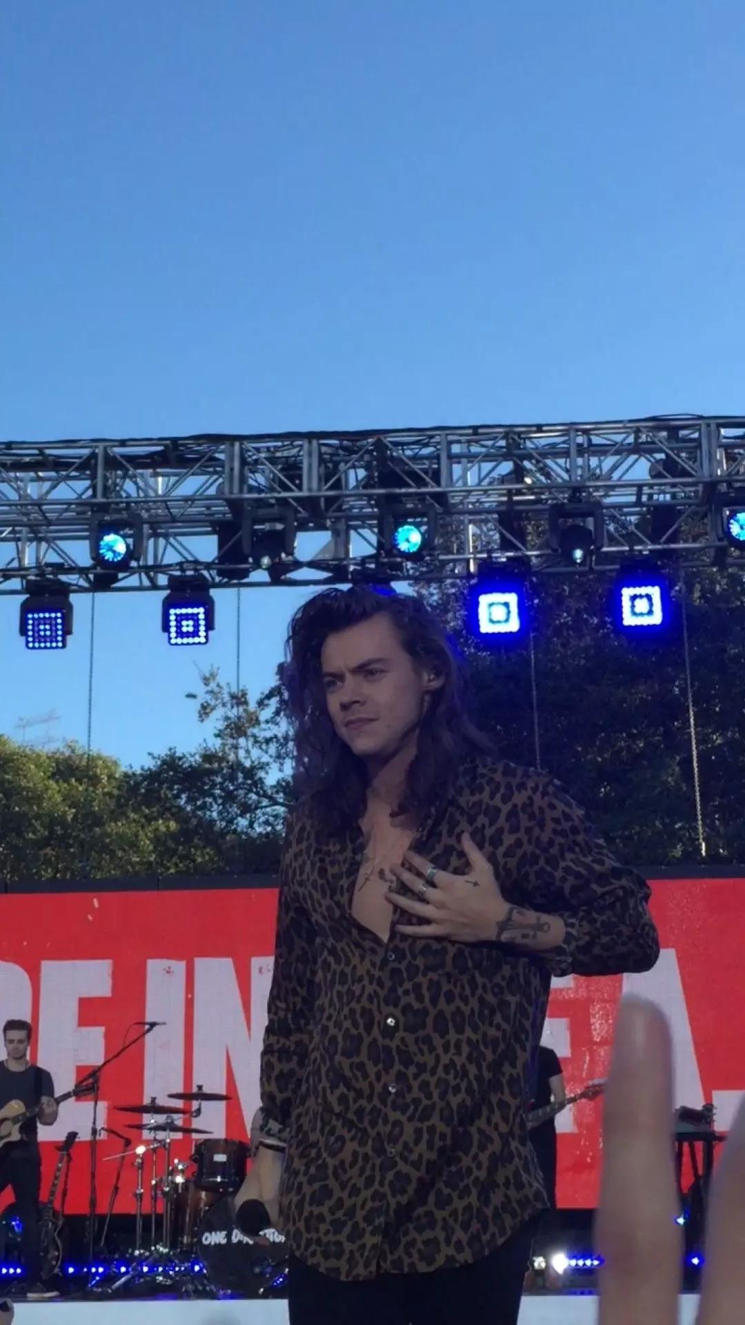 Harry Styles thumbnail