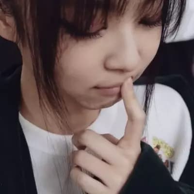Jennie thumbnail