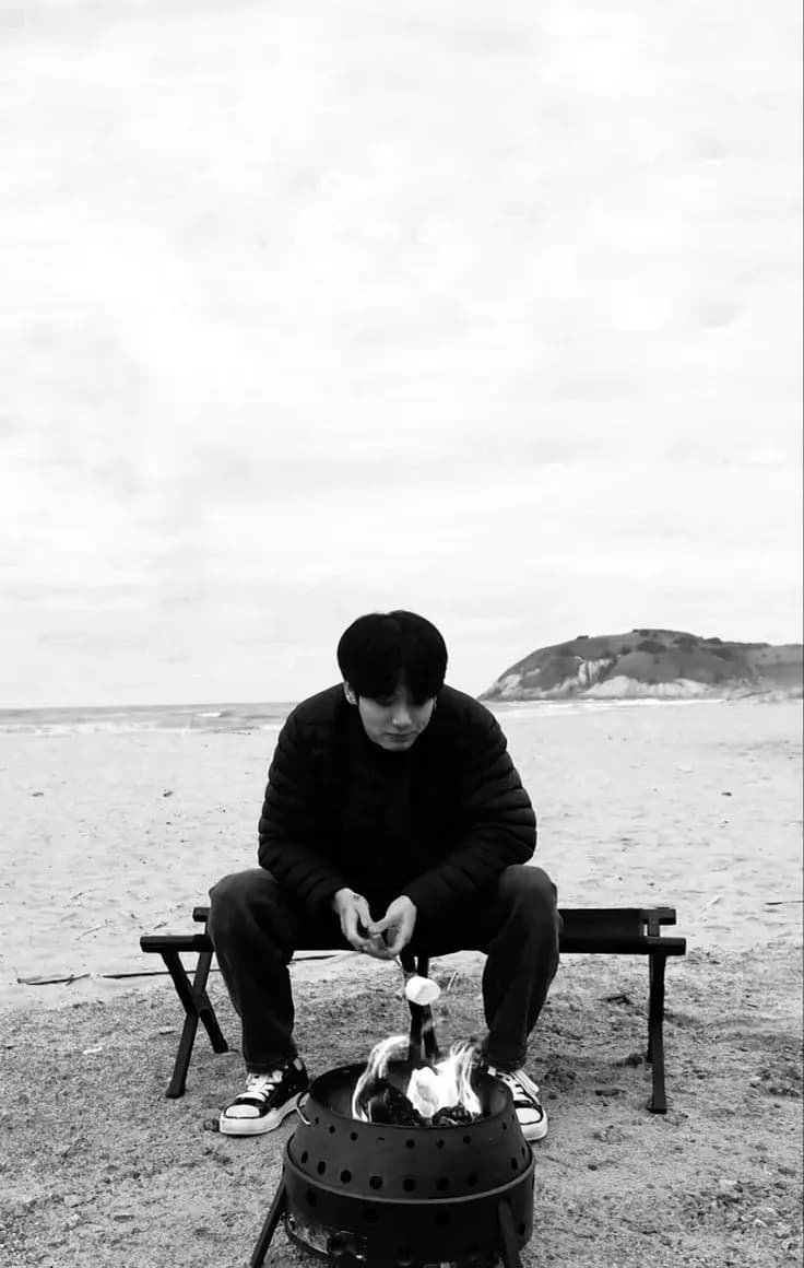 Jeon Jungkook thumbnail