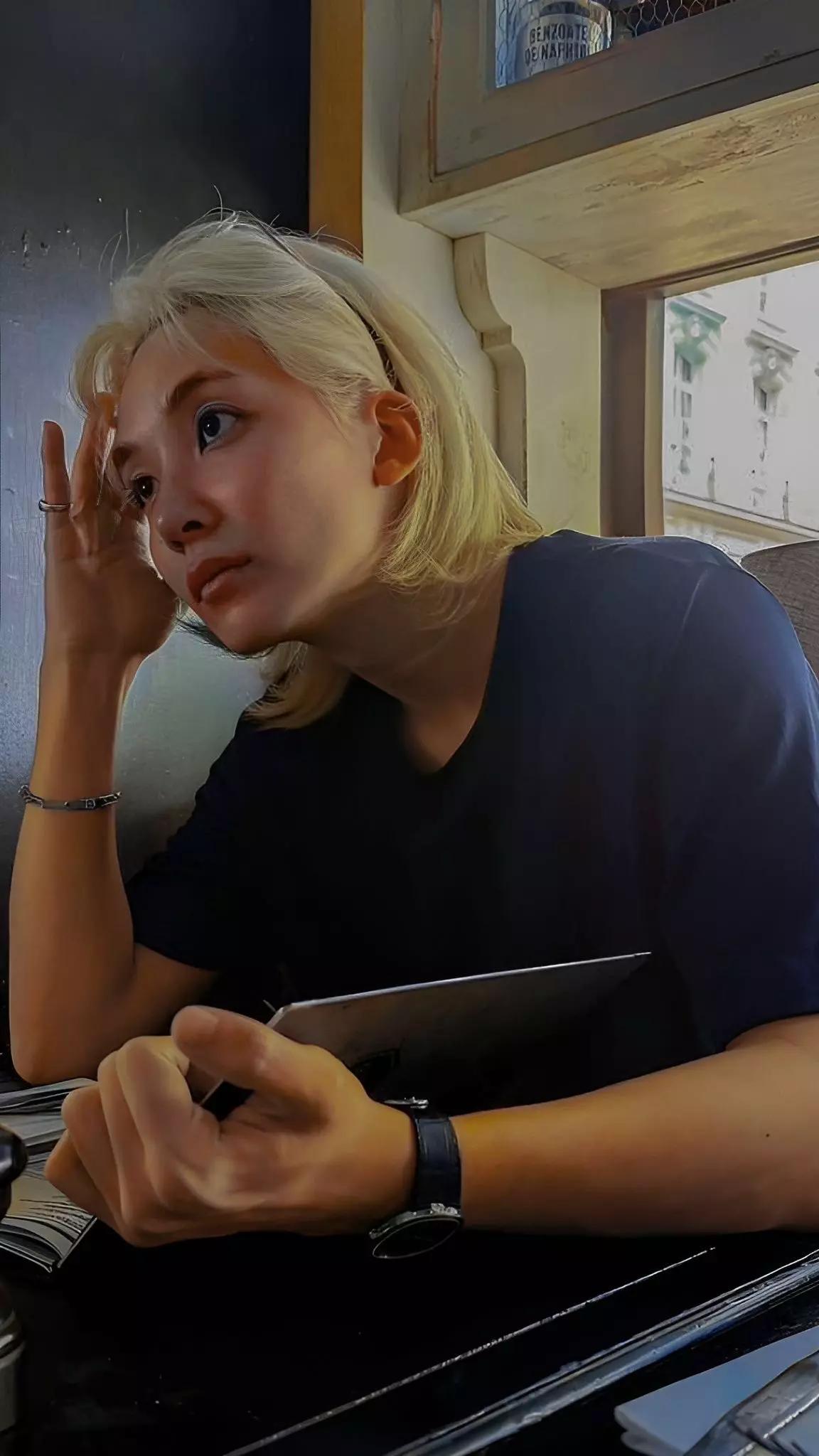 Yoon Jeonghan thumbnail