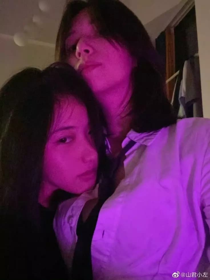 sugar mommy (GL/WLW) thumbnail