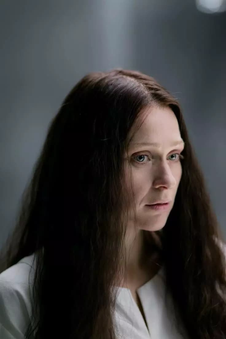 Eurus Holmes thumbnail