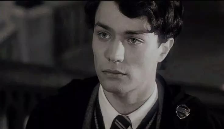 Tom Marvolo Riddle thumbnail