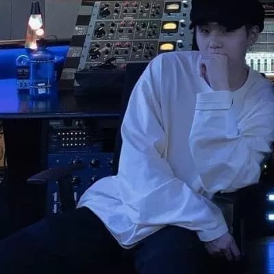 Min Yoongi thumbnail