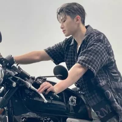 Lee Jihoon (Woozi) thumbnail