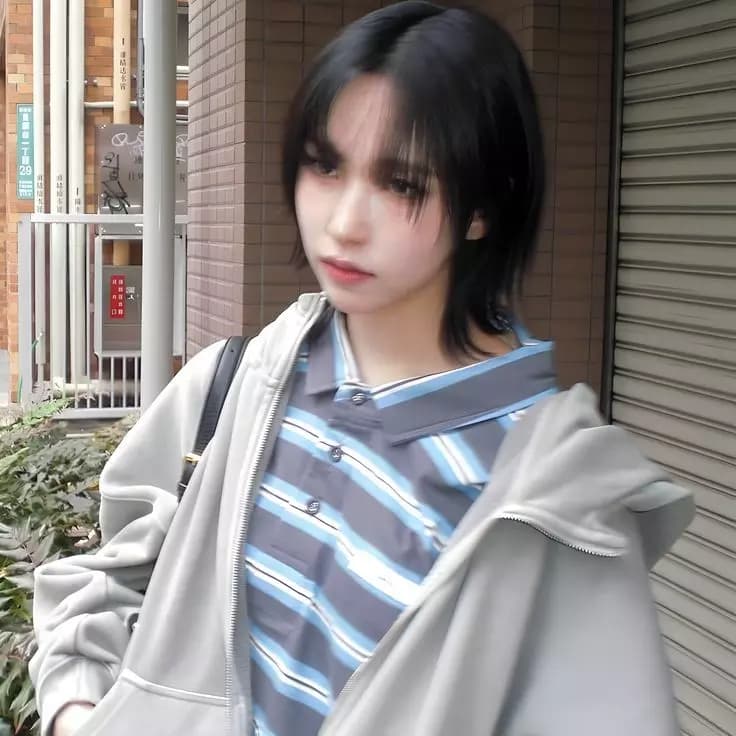 Mina thumbnail
