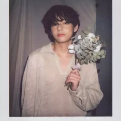 Kim Taehyung  thumbnail