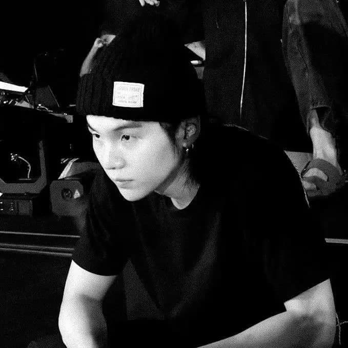 Min yoongi thumbnail