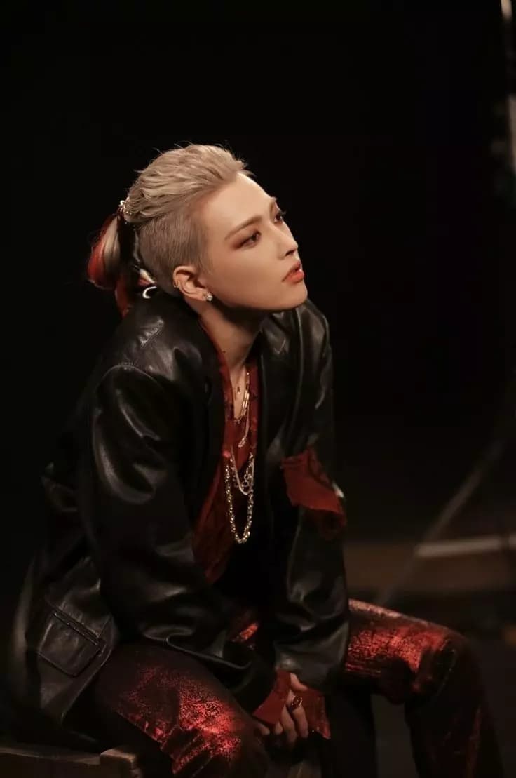 Kim Hongjoong | pirate thumbnail