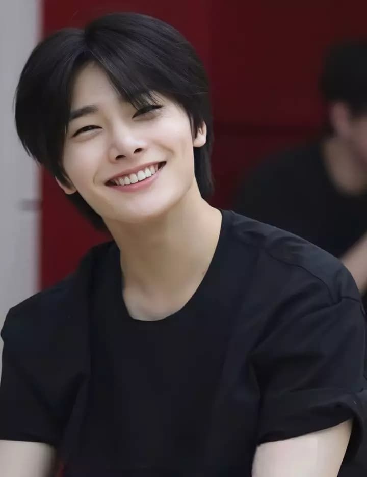 Jeongin thumbnail