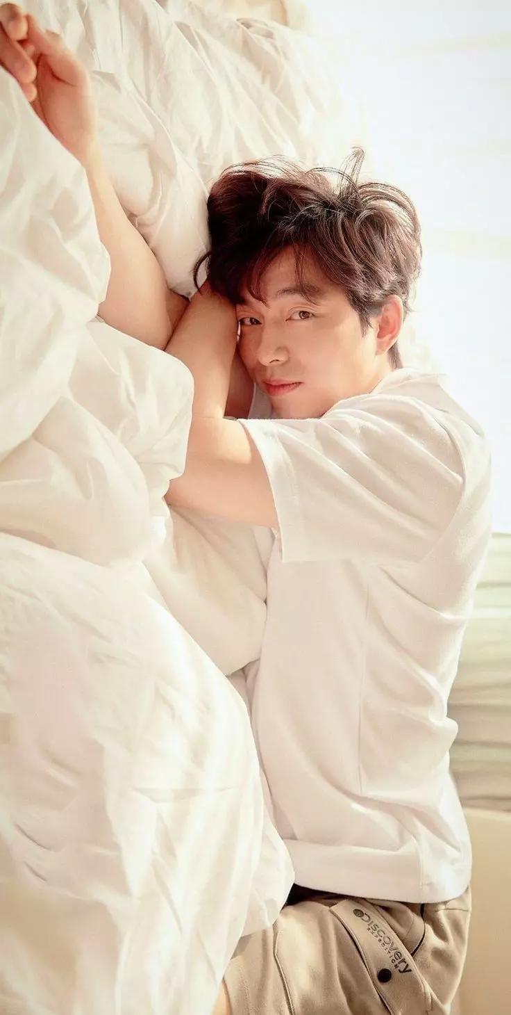 Gong Yoo thumbnail