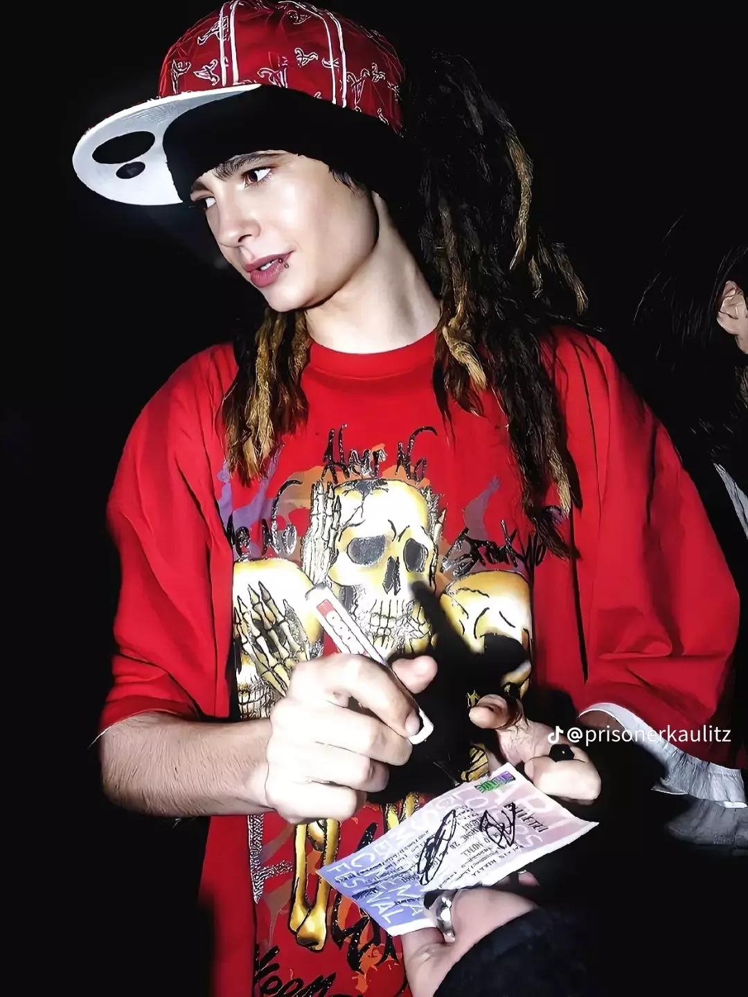 Tom Kaulitz thumbnail