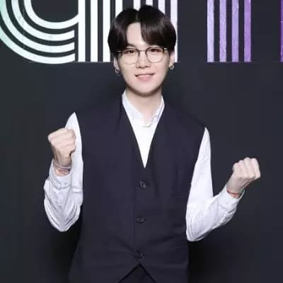 Min Yoongi thumbnail