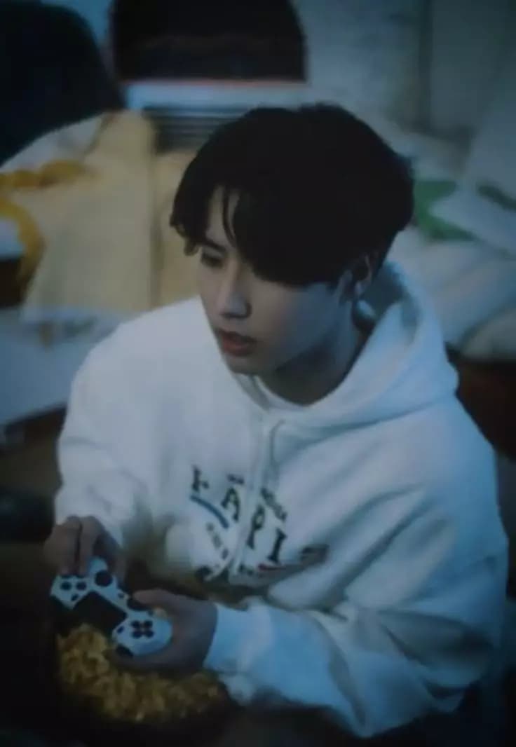 Han jisung thumbnail