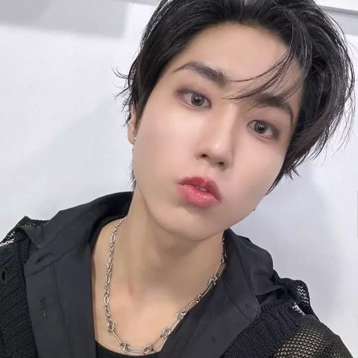 Han Jisung thumbnail