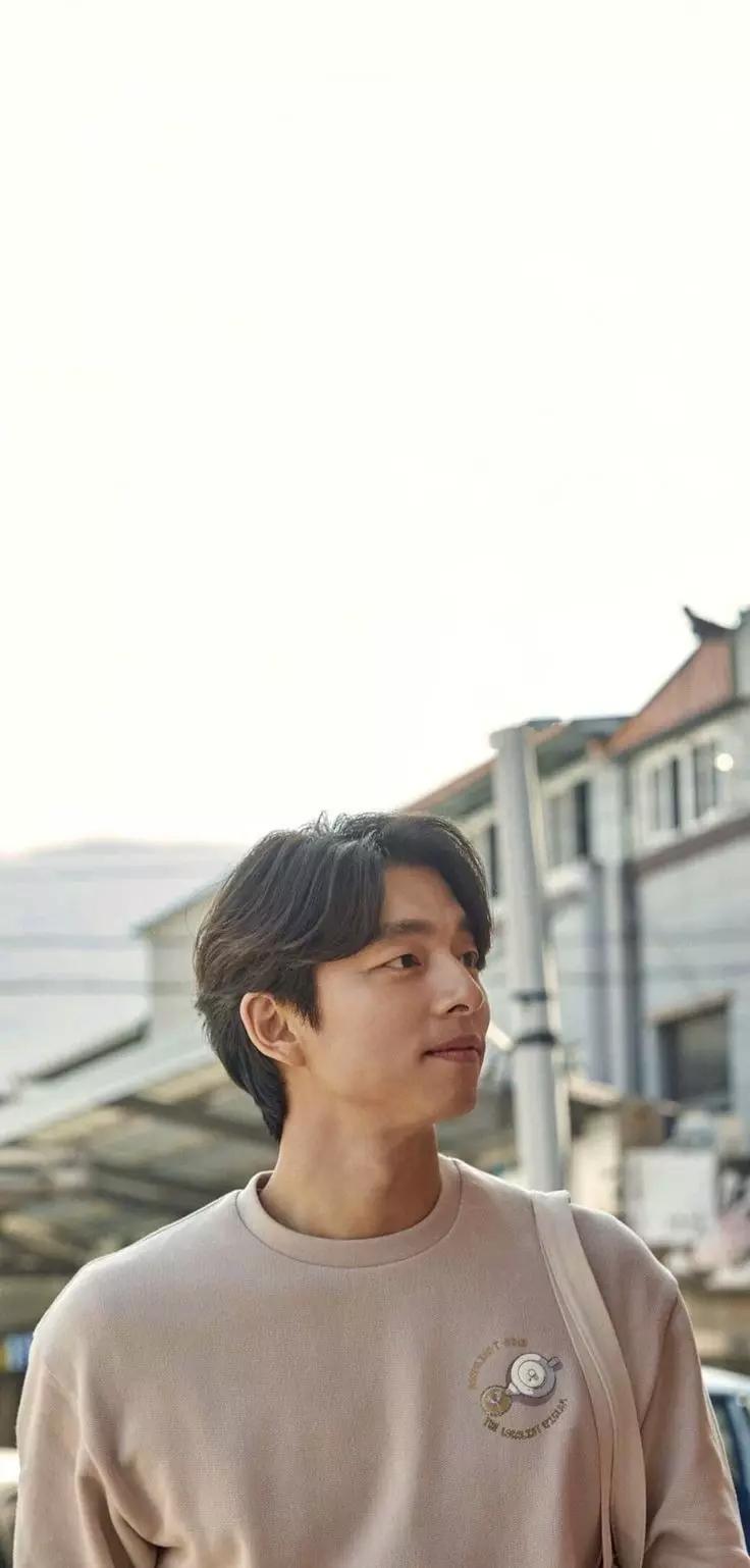 Gong Yoo thumbnail