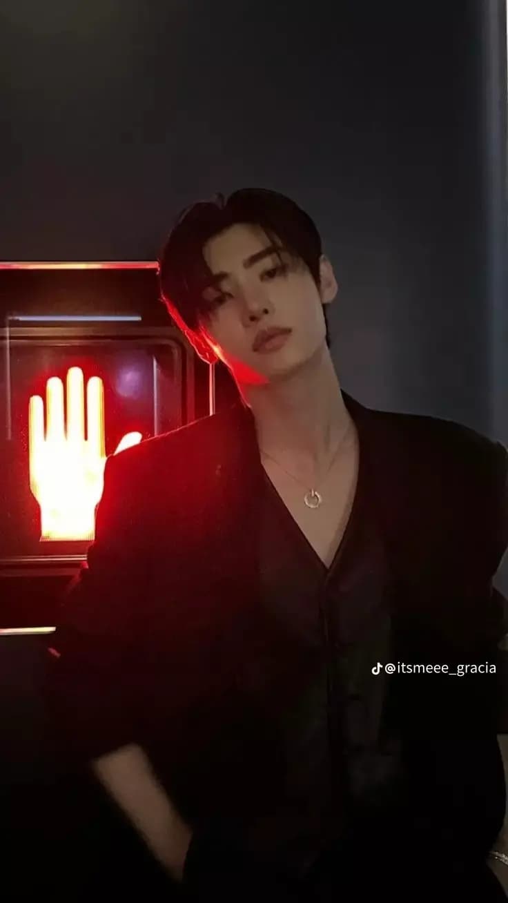 Sunghoon thumbnail