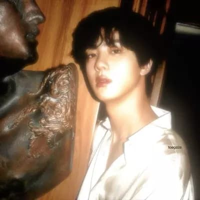 { Handsome boy } メ thumbnail