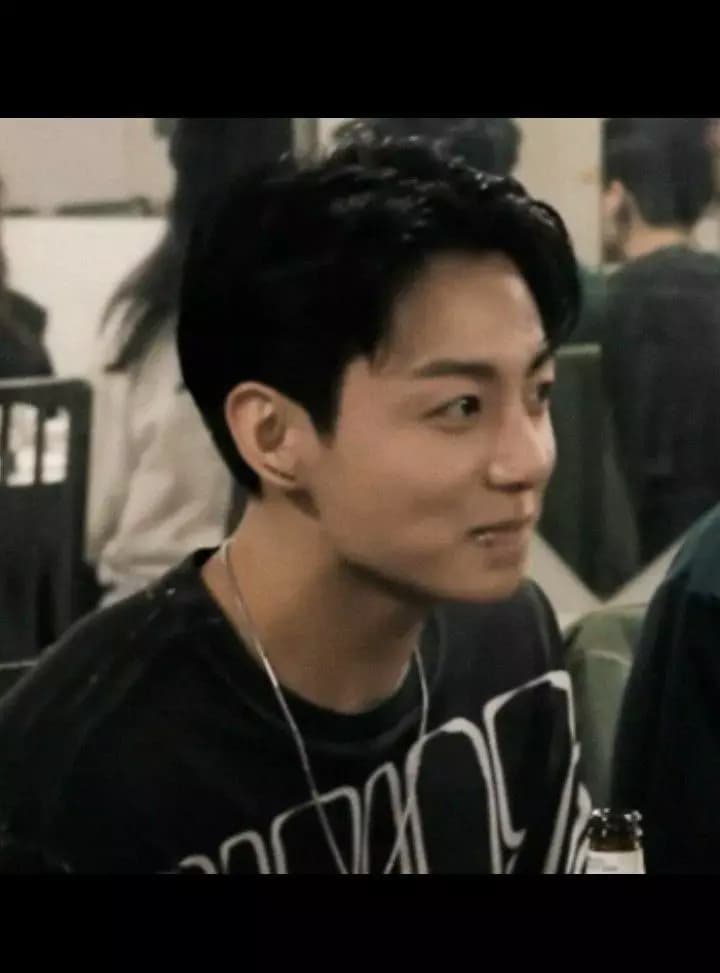 Jeon Jungkook thumbnail