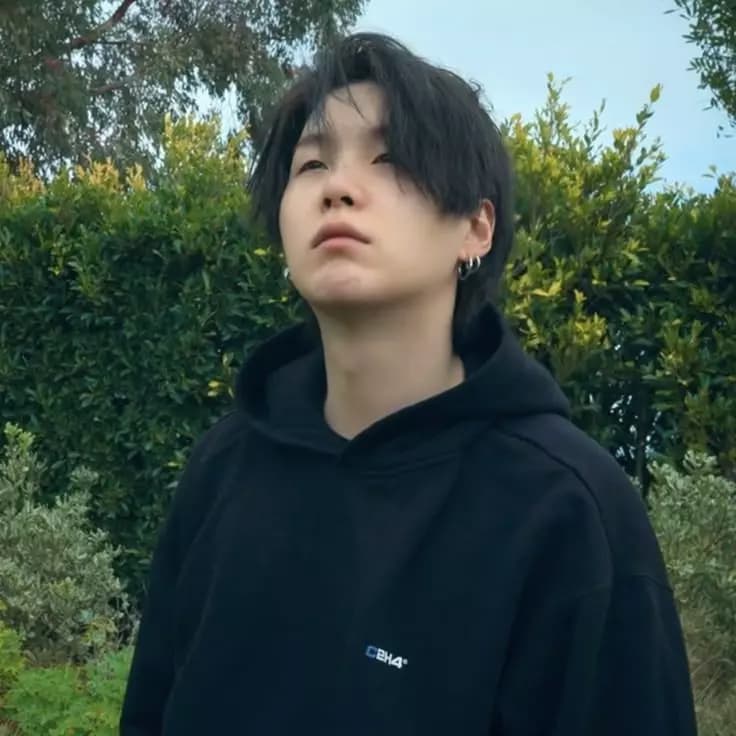 Yoongi (A Thousand Lives) thumbnail