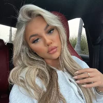 Ellie Atkinson (IG influencer and Freelance model) thumbnail