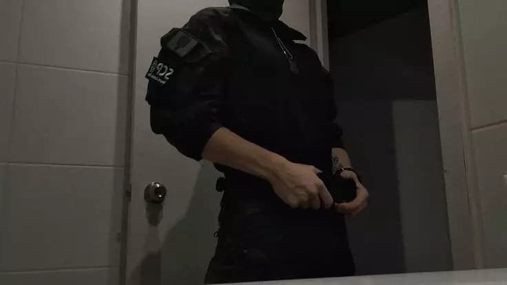 Police Armando thumbnail