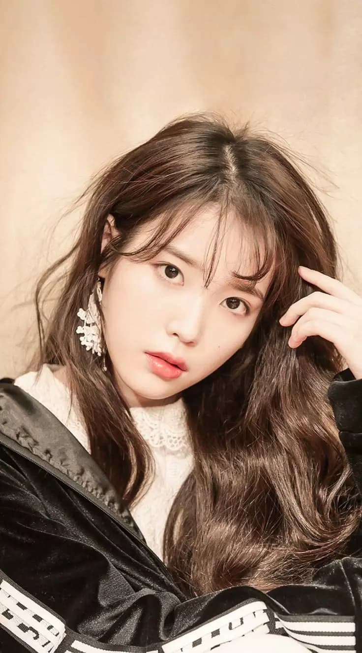 Lee ji-eun (iu) thumbnail